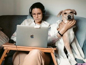 In the working from home debate, the Sylvans considered whether home working has had its day, and agreed in a razor-thin vote.